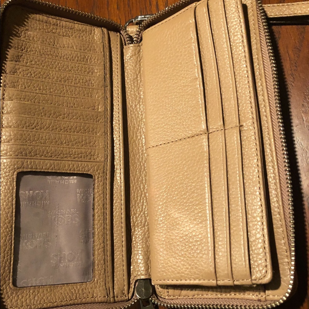 wallet